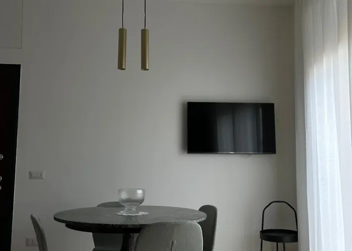 83 Casa Del Sole 아파트 *