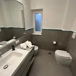83 Casa Del Sole * نابولي