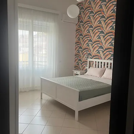 83 Casa Del Sole 公寓